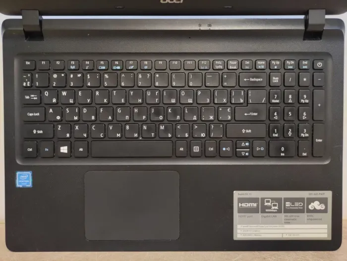 Ноутбук Acer Aspire ES1-533 / 15.6" (1366x768) TN / Intel Pentium N4200 (4 ядра по 1.1 - 2.5 GHz) / 4 GB DDR3 / 120 GB SSD / Intel HD Graphics 505 / WebCam б/в - зображення 3