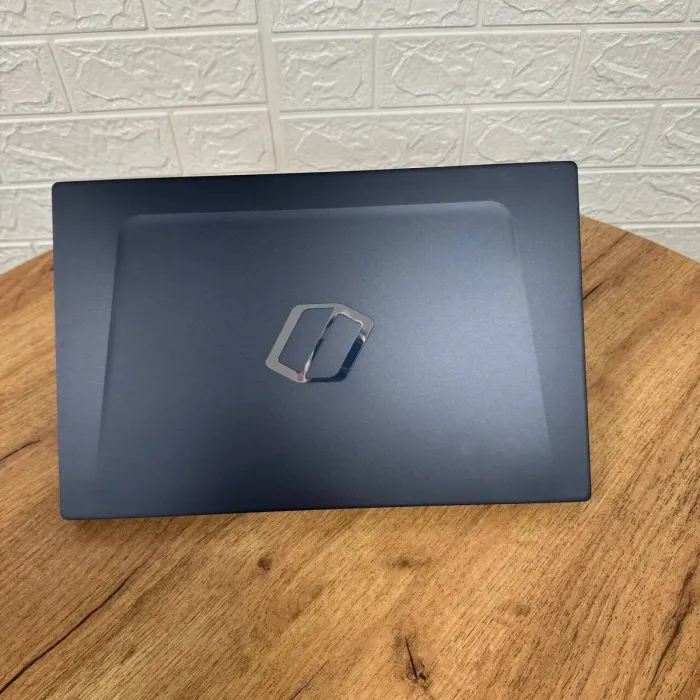 Ігровий ноутбук Samsung Galaxy Book Odyssey NP762XDA / 15.6" (1920x1080) IPS / Intel Core i7-11600H (6 (12) ядер по 2.5 - 4.6 GHz) / 16 GB DDR4 / 512 GB SSD / nVidia GeForce RTX 3050 Ti, 4 GB GDDR6, 128-bit / WebCam б/в - зображення 3