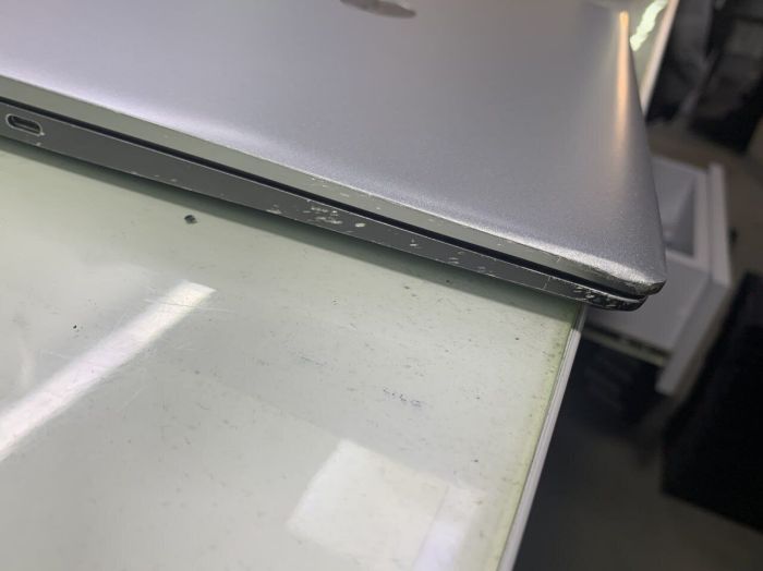 Ноутбук Б-клас Dell Vostro 5410 / 16" (1920x1080) IPS / Intel Core i5-11300H (4 (8) ядра по 2.6 - 4.4 GHz) / 16 GB DDR4 / 240 GB SSD / Intel Iris Xe Graphics / WebCam б/в - зображення 11