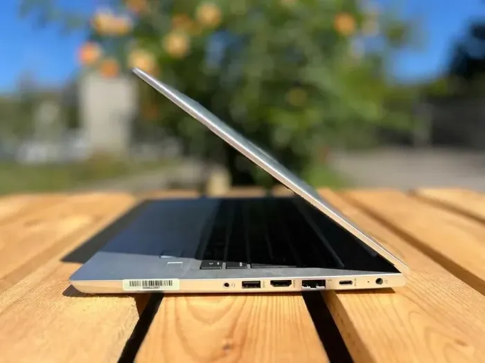 Ультрабук HP ProBook 430 G6 / 13.3" (1366x768) TN / Intel Core i3-8145U (2 (4) ядра по 2.1 - 3.9 GHz) / 8 GB DDR4 / 256 GB SSD M.2 / Intel UHD Graphics / WebCam / Windows 10 Pro б/в - зображення 7