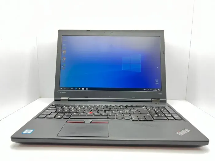 Ноутбук Б-клас Lenovo ThinkPad L560 / 15.6" (1366x768) TN / Intel Core i5-6300U (2 (4) ядра по 2.4 - 3.0 GHz) / 4 GB DDR3 / 128 GB SSD / Intel HD Graphics 520 / WebCam б/в - зображення 2