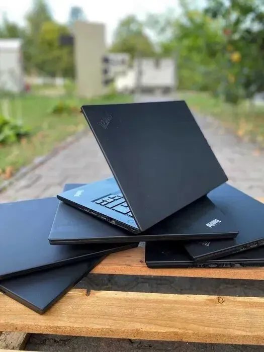 Ультрабук Lenovo ThinkPad T480 / 14" (1920x1080) IPS / Intel Core i5-8350U (4 (8) ядра по 1.7 - 3.6 GHz) / 8 GB DDR4 / 256 GB SSD M.2 / Intel UHD Graphics 620 / WebCam / Win 10 Lic б/в - зображення 7