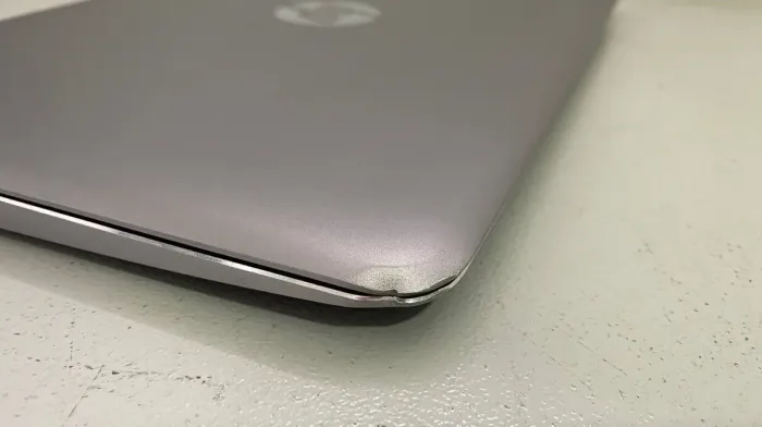 Ультрабук Б-клас HP EliteBook 1030 G1 / 13.3" (3200x1800) IPS Touch / Intel Core m5-6Y57 (2 (4) ядра по 1.1 - 2.8 GHz) / 8 GB DDR3 / 128 GB SSD / Intel HD Graphics 515 / WebCam / HDMI б/в - зображення 4