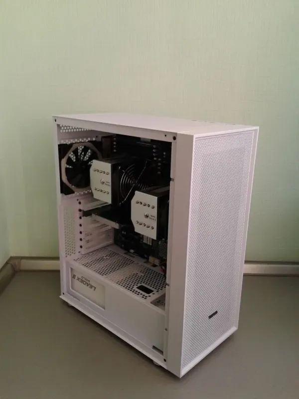 Сервер Vinga Midi Tower / 2x Intel Xeon E5-2680 v4 (14 (28) ядер по 2.4 - 3.3 GHz) / 1600 GB SSD NEW+4000 GB SAS / 256 GB DDR4 / 1000W Gold б/в - зображення 3