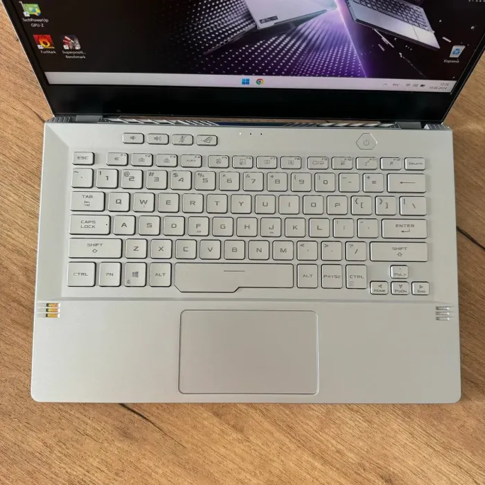 Ігровий ноутбук Asus ROG Zephyrus G14 GA401QM / 14" (1920x1080) IPS / AMD Ryzen 7 5800HS (8 (16) ядер по 2.8 - 4.4 GHz) / 16 GB DDR4 / 512 GB SSD / nVidia GeForce RTX 3060, 6 GB GDDR6, 192-bit б/в - зображення 7