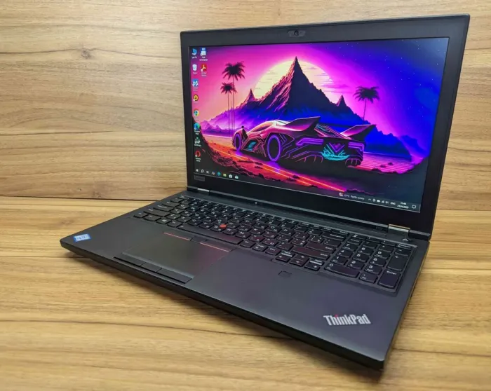 Мобільна робоча станція Б-клас Lenovo ThinkPad P52 / 15.6" (1920x1080) IPS / Intel Xeon E-2176M (6 (12) ядер по 2.7 - 4.4 GHz) / 32 GB DDR4 / 512 GB SSD / nVidia Quadro P2000, 4 GB GDDR5, 128-bit / WebCam / Fingerprint / Windows 10 б/в - зображення 5