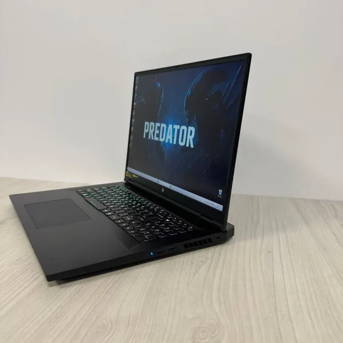 Ігровий ноутбук Acer Predator Helios 18 PH18-71 / 18" (1920x1200) IPS / Intel Core i7-13700HX (16 (24) ядер по 3.7 - 5.0 GHz) / 16 GB DDR5 / 1000 GB SSD NVMe / nVidia GeForce RTX 4060, 8 GB GDDR6, 128-bit / WebCam б/в - зображення 5