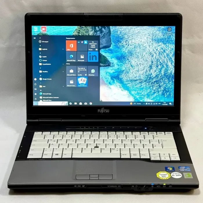 Ноутбук Б-клас Fujitsu LifeBook S782 / 14" (1366x768) TN / Intel Core i7-3540M (2 (4) ядра по 3.0 - 3.7 GHz) / 8 GB DDR3 / 240 GB SSD / Intel HD Graphics 4000 / WebCam / Windows 10 Pro б/в - зображення 2