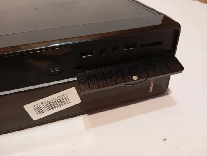 ПК Б-клас LogicPower SFF / Intel Core i5-2400 (4 ядра по 3.1 - 3.4 GHz) / 8 GB DDR3 / 500 GB HDD / Intel HD Graphics 2000 / DVD-RW б/в - зображення 7