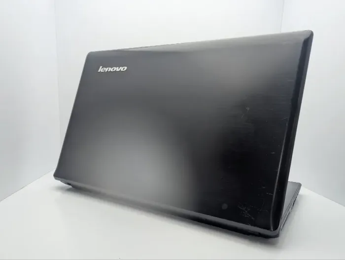 Ноутбук Lenovo G770 / 17.3" (1600x900) TN / Intel Core i5-2410M (2 (4) ядра по 2.3 - 2.9 GHz) / 8 GB DDR3 / 1000 GB HDD / AMD Radeon HD 6650M, 1 GB GDDR3, 128-bit / WebCam / DVD-ROM б/в - изображение 8
