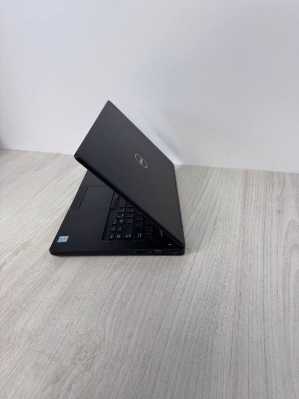 Ультрабук Dell Latitude 5480 / 14" (1920x1080) IPS / Intel Core i5-7200U (2 (4) ядра по 2.5 - 3.1 GHz) / 8 GB DDR4 / 120 GB SSD / Intel HD Graphics 620 / WebCam б/в - зображення 7