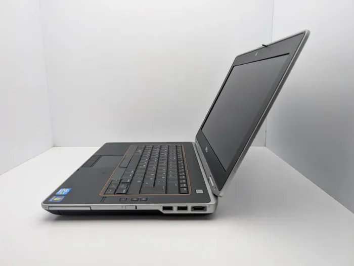 Ноутбук Dell Latitude E6420 / 14" (1366x768) TN / Intel Core i5-2410M (2 (4) ядра по 2.3 - 2.9 GHz) / 6 GB DDR3 / 128 GB SSD / Intel HD Graphics 3000 / WebCam б/в - зображення 6