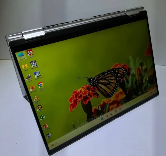 Ноутбук-трансформер Б-клас Dell Inspiron 16 7620 2-in-1 / 16" (1920x1080) IPS Touch / Intel Core i7-1280P (14 (20) ядер по 1.3 - 4.8 GHz) / 16 GB DDR4 / 512 GB SSD M.2 / Intel Iris Xe Graphics / WebCam / Win 11 б/в - зображення 3