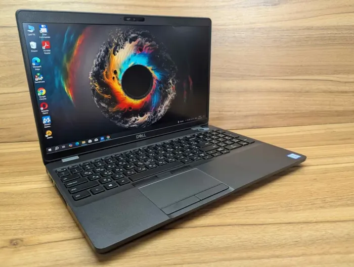 Ноутбук Dell Precision 3540 / 15.6" (1920x1080) IPS / Intel Core i5-8265U (4 (8) ядра по 1.6 - 3.9 GHz) / 16 GB DDR4 / 512 GB SSD / AMD Radeon Pro WX 2100, 2 GB GDDR5, 64-bit / WebCam / HDMI / Windows 10 б/в - зображення 4