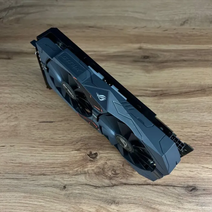 Дискретна відеокарта AMD Radeon RX 570, 4 GB GDDR5, 256-bit / DVI, DisplayPort, HDMI б/в - зображення 4