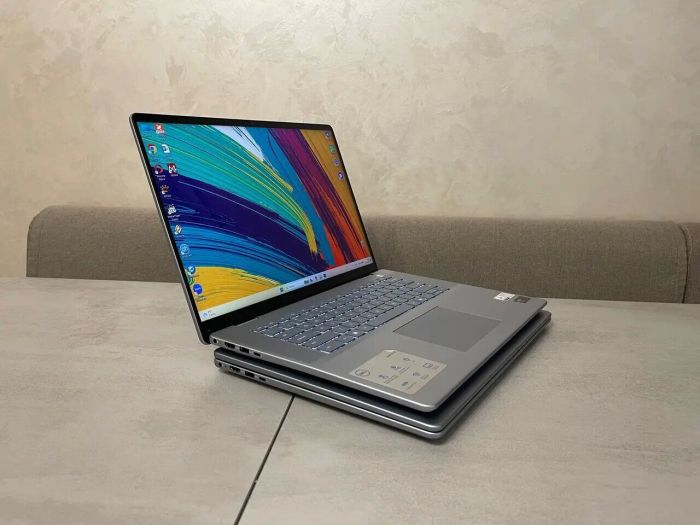 Ноутбук Dell Inspiron 16 Plus 7640 / 16" (1920x1200) IPS Touch / Intel Core Ultra 7 155H (16 (22) ядер по 1.4 - 4.8 GHz) / 32 GB DDR5 / 512 GB SSD M.2 / Intel Arc graphics / WebCam / Fingerprint / HDMI б/в - зображення 4