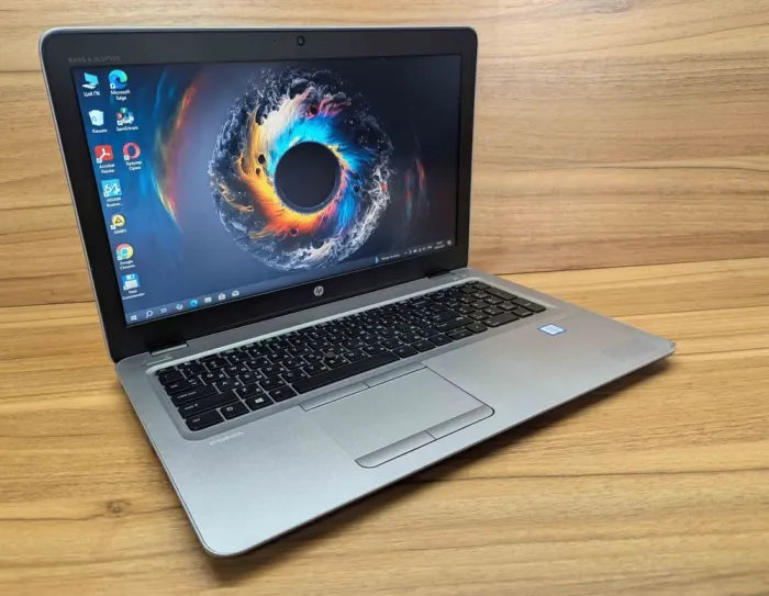 Ноутбук Б-клас HP EliteBook 850 G3 / 15.6" (1366x768) TN / Intel Core i5-6200U (2 (4) ядра по 2.3 - 2.8 GHz) / 8 GB DDR4 / 240 GB SSD / Intel HD Graphics 520 / WebCam / Fingerprint / Windows 10 б/в - зображення 5