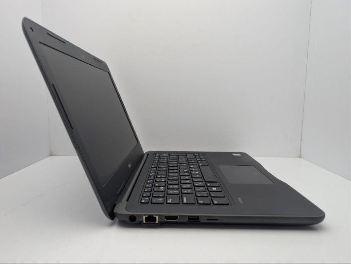 Ноутбук Dell Latitude 3380 / 13.3" (1366x768) TN / Intel Core i3-6006U (2 (4) ядра по 2.0 GHz) / 8 GB DDR4 / 120 GB SSD / Intel HD Graphics 520 / WebCam б/в - зображення 4