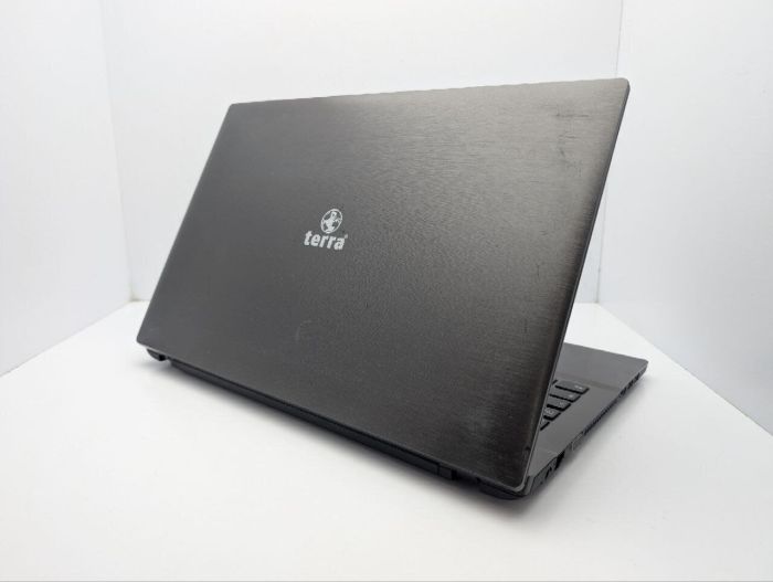 Ноутбук Terra Mobile 1528 / 15.6" (1366x768) TN / Intel Core i3-4000M (2 (4) ядра по 2.4 GHz) / 8 GB DDR3 / 120 GB SSD / Intel HD Graphics 4600 / WevCam / DVD-ROM / АКБ не тримає б/в - зображення 8