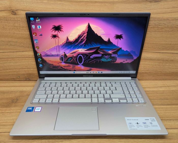 Ноутбук Asus VivoBook F1504V / 15.6" (1920x1080) IPS / Intel Core 5-120U (10 (12) ядер по 1.4 - 5.0 GHz) / 16 GB DDR4 / 500 GB SSD / Intel Graphics / WebCam / TouchID / Windows 11 б/в - зображення 2