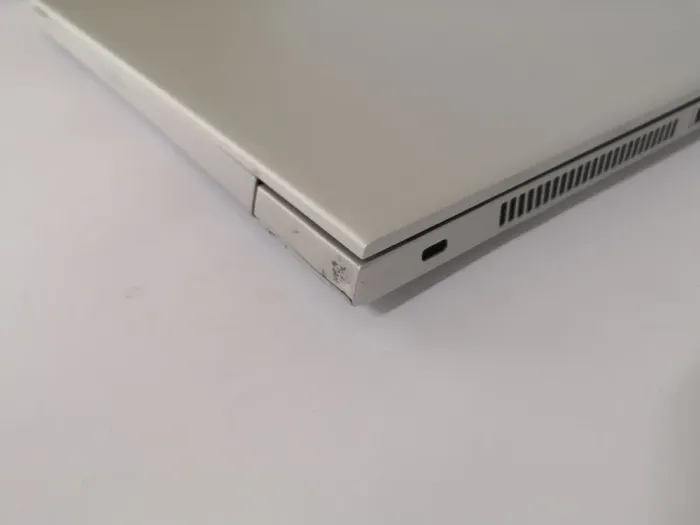 Ультрабук Б-клас HP EliteBook 840 G5 / 14" (1920x1080) IPS / Intel Core i5-8250U (4 (8) ядра по 1.6 - 3.4 GHz) / 8 GB DDR4 / 192 GB SSD / Intel UHD Graphics 620 / WebCam / HDMI б/в - зображення 12