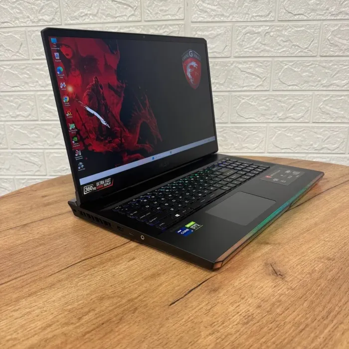 Ігровий ноутбук MSI GE76 Raider 11UG / 17.3" (1920x1080) IPS / Intel Core i7-11800H (8 (16) ядер по 2.3 - 4.6 GHz) / 16 GB DDR4 / 1000 GB SSD / nVidia GeForce RTX 3070, 8 GB GDDR6, 256-bit / WebCam б/в - зображення 4