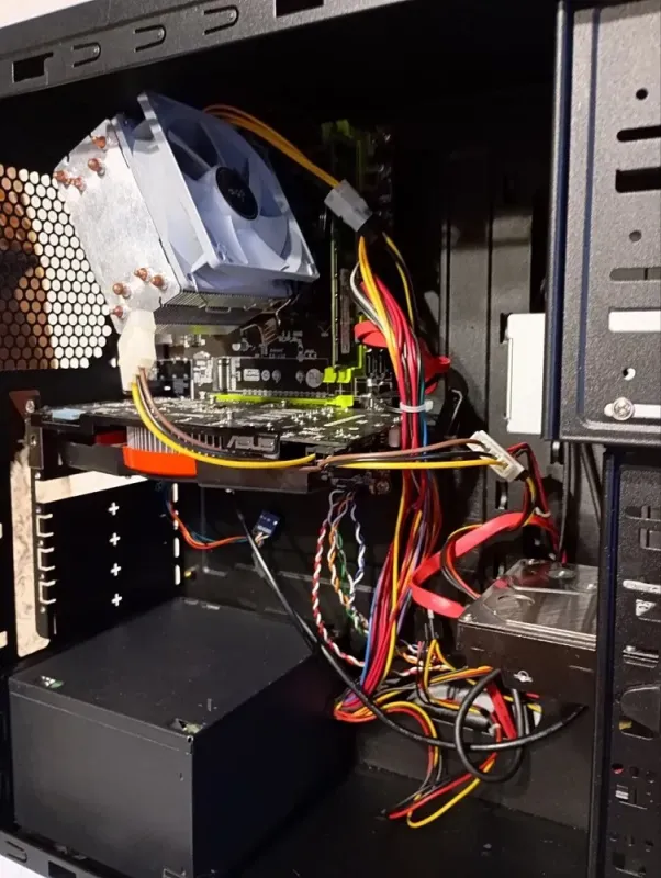 ПК Cooler Master K280 Tower / Intel Xeon E5-2420 v2 (6 (12) ядер по 2.2 - 2.7 GHz) / 16 GB DDR3 / 240 GB SSD + 1000 GB HDD / nVidia GeForce GTS 450, 1 GB GDDR5, 128-bit б/в - зображення 8