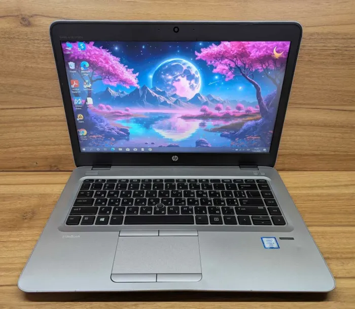 Ультрабук HP EliteBook 840 G3 / 14" (1920x1080) IPS / Intel Core i5-6300U (2 (4) ядра по 2.4 - 3.0 GHz) / 8 GB DDR4 / 240 GB SSD / Intel HD Graphics 520 / TouchID / WebCam / Windows 10 б/в - зображення 2