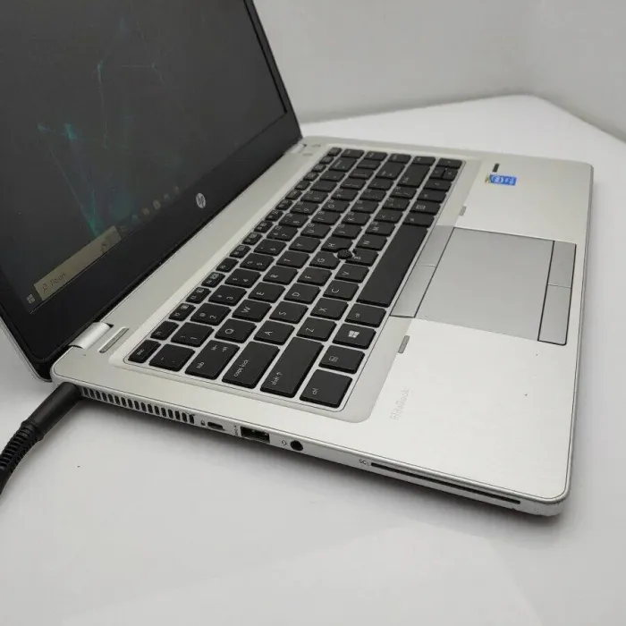 Ультрабук Б-клас HP EliteBook Folio 9480m / 14" TN / Core i7-4600U (2(4) ядра по 2.1-3.3GHz) / 8GB DDR3 / 256GB SSD / HD Graphics 4400 / WebCam / Win 10 Pro б/в - зображення 4