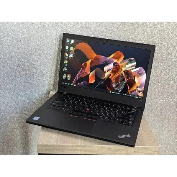 Ультрабук Lenovo ThinkPad T480 / 14" (1920x1080) TN Touch / Intel Core i5-8350U (4 (8) ядра по 1.7 - 3.6 GHz) / 8 GB DDR4 / 128 GB SSD / Intel UHD Graphics 620 / WebCam б/в - зображення 4