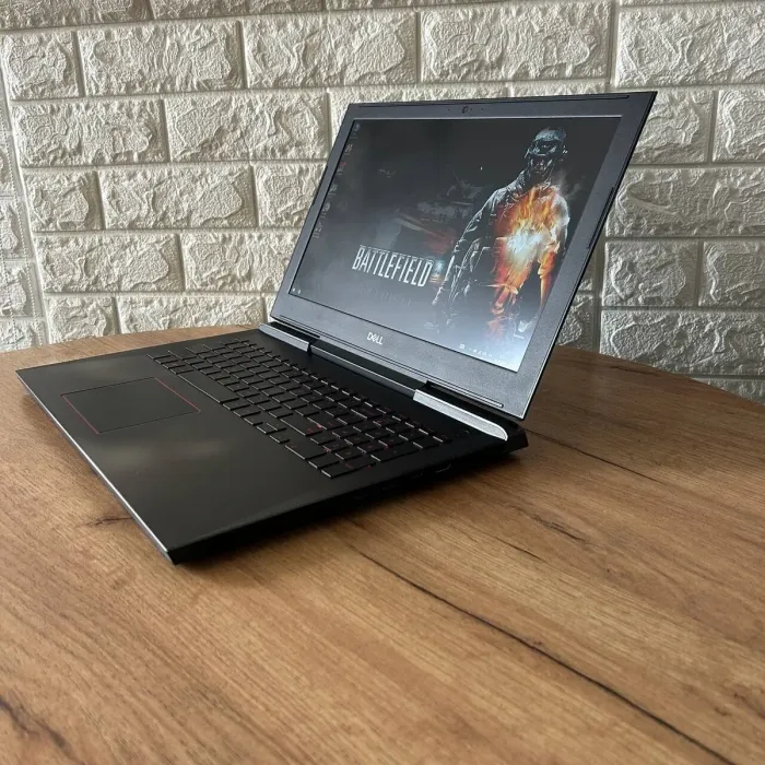 Ігровий ноутбук Б-клас Dell Inspiron 15 7577 / 15.6" (1920x1080) IPS / Intel Core i5-7300HQ (4 ядра по 2.5 - 3.5 GHz) / 8 GB DDR4 / 256 GB SSD / nVidia GeForce GTX 1060 Max-Q, 6 GB GDDR5, 192-bit / WebCam б/в - зображення 5