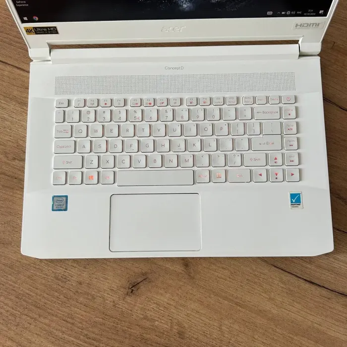 Ігровий ноутбук Acer ConceptD CN715-71 / 15.6" (3840x2160) IPS / Intel Core i7-9750H (6 (12) ядер по 2.6 - 4.5 GHz) / 16 GB DDR4 / 1000 GB SSD / nVidia GeForce RTX 2060, 6 GB GDDR6, 192-bit / WebCam б/в - зображення 7