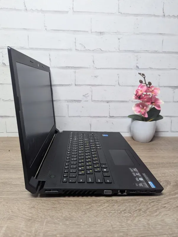 Ноутбук Б-клас Lenovo B50-80 / 15.6" (1366x768) TN / Intel Core i3-5005U (2 (4) ядра по 2.0 GHz) / 8 GB DDR3 / 128 GB SSD / Intel HD Graphics 5500 / WebCam / DVD-ROM б/в - зображення 6