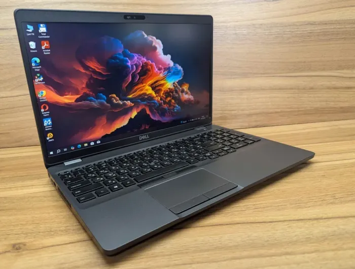 Ноутбук Dell Precision 3540 / 15.6" (1920x1080) IPS / Intel Core i5-8365U (4 (8) ядра по 1.6 - 4.1 GHz) / 16 GB DDR4 / 480 GB SSD / AMD Radeon Pro WX 2100, 2 GB GDDR5, 64-bit / WebCam / HDMI / Windows 10 б/в - зображення 4