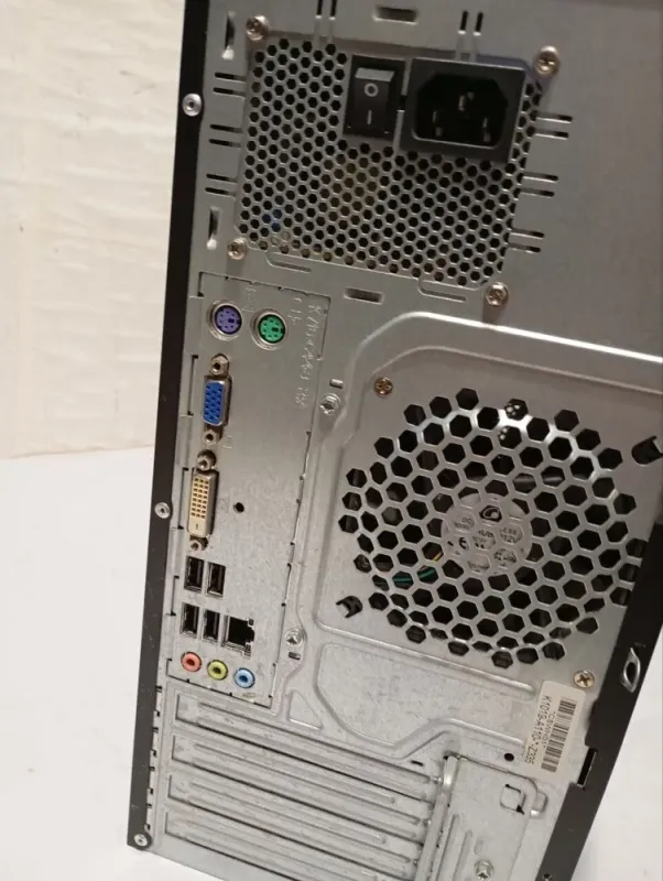 ПК Б-клас Fujitsu ESPRIMO P410 E85+ Tower / Intel Core i5-3470S (4 ядра по 2.9 - 3.6 GHz) / 8 GB DDR3 / 256 GB SSD + 500 GB HDD / Intel HD Graphics 2500 / DVD-RW б/в - зображення 4