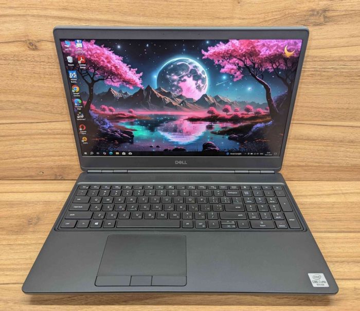 Мобільна робоча станція Dell Precision 7550 / 15,6" (1920x1080) IPS / Intel Core i7-10850H (6 (12) ядер по 2,7 - 5,1 ГГц) / 32 ГБ DDR4 / 512 ГБ SSD / nVidia Quadro T2000, 4 ГБ GDDR5, 128-біт / Windows 10 б/в - зображення 2
