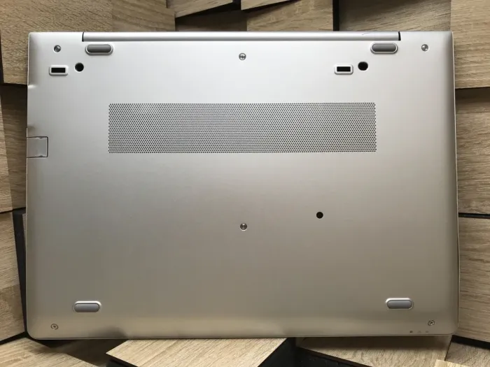 Ультрабук Б-клас HP EliteBook 840 G5 / 14" (1920x1080) IPS / Intel Core i5-7300U (2 (4) ядра по 2.6 - 3.5 GHz) / 8 GB DDR4 / 256 GB SSD M.2 / Intel HD Graphics 620 / WebCam / HDMI б/в - зображення 9