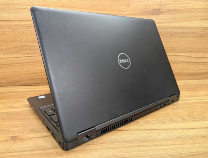 Ноутбук Б-клас Dell Latitude 5580 / 15.6" (1920x1080) IPS / Intel Core i5-7300U (2 (4) ядра по 2.6 - 3.5 GHz) / 8 GB DDR4 / 256 GB SSD / Intel HD Graphics 620 / HDMI / WebCam / Windows 10 б/в - зображення 8