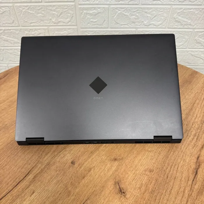 Ігровий ноутбук HP Omen 16-n0027nr / 16" (1920x1080) IPS / AMD Ryzen 7 6800H (8 (16) ядер по 3.2 - 4.7 GHz) / 16 GB DDR5 / 1000 GB SSD / AMD Radeon RX 6650M, 8 GB GDDR6, 128-bit / WebCam б/в - зображення 3