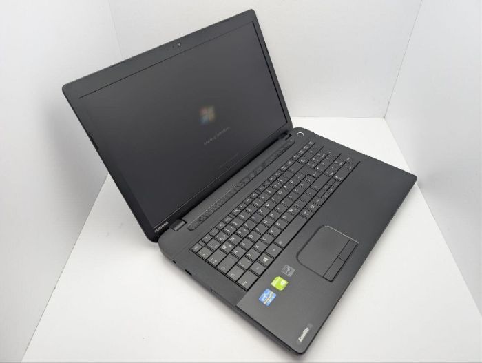 Ноутбук Toshiba Satellite C70-A / 17.3" (1600x900) TN / Intel Core i3-3120M (2 (4) ядра по 2.5 GHz) / 6 GB DDR3 / 500 GB HDD / nVidia GeForce 710M, 1 GB GDDR3, 64-bit / WebCam / DVD-ROM б/в - изображение 6