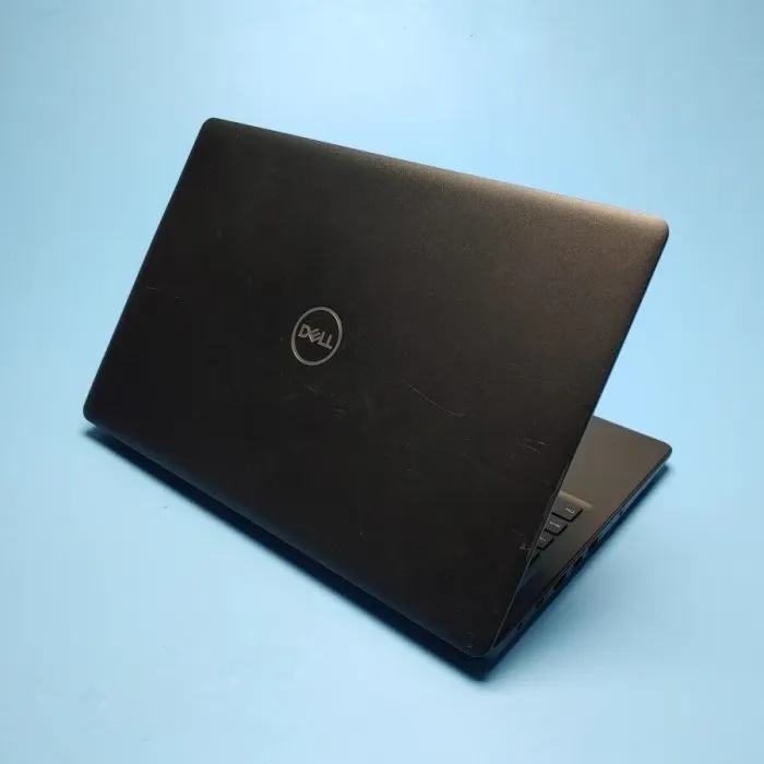 Ноутбук Б-клас Dell Latitude 3590 / 15.6" (1366x768) TN / Intel Core i5-8250U (4 (8) ядра по 1.6 - 3.4 GHz) / 8 GB DDR4 / 500 GB SSD / Intel UHD Graphics 620 / WebCam / Win 10 Pro б/в - зображення 3