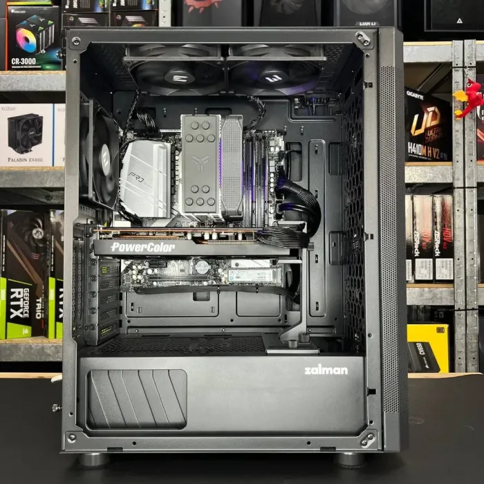 Збірка під замовлення: ігровий ПК Zalman i4 Black Tower / AMD Ryzen 7 5700X (8 (16) ядер по 3.4 - 4.6 GHz) / 16 GB DDR4 / 500 GB SSD M.2 + 2000 GB SSD M.2 / AMD Radeon RX 5700 XT, 8 GB GDDR6, 256-bit / 650W б/в - зображення 6