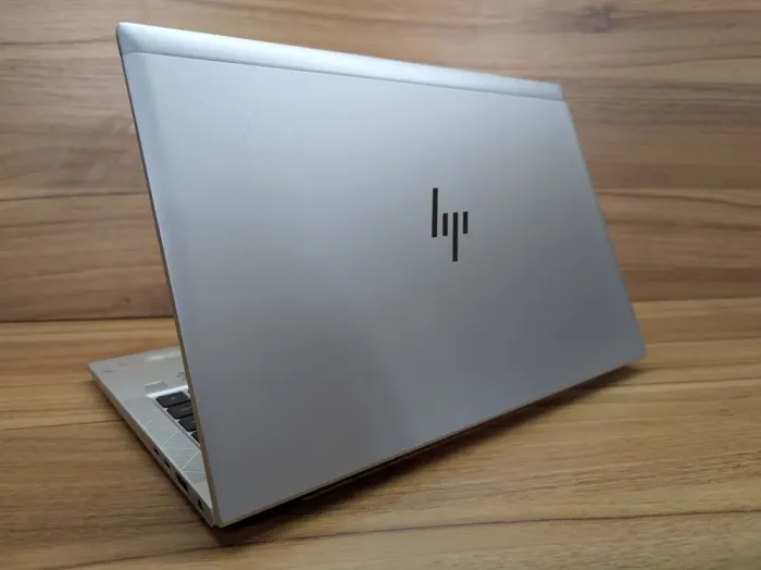 Ультрабук HP EliteBook 840 G8 / 14" (1920x1080) IPS / Intel Core i5-1145G7 (4 (8) ядра по 2.6 - 4.4 GHz) / 16 GB DDR4 / 512 GB SSD / Intel Iris Xe Graphics / WebCam / TouchID / Windows 10 б/в - зображення 7