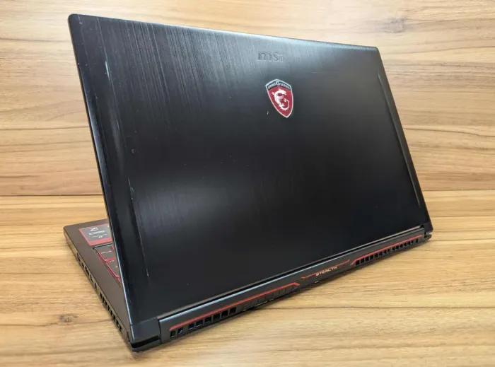 Ігровий ноутбук MSI GS63 / 15.6" (1920x1080) IPS / Intel Core i7-6700HQ (4 (8) ядра по 2.6 - 3.5 GHz) / 16 GB DDR4 / 256 GB SSD + 1000 GB HDD / nVidia GeForce GTX 1060, 6 GB GDDR5, 192-bit / WebCam / Windows 10 б/в - зображення 7