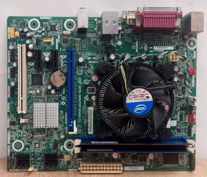 Комплект: Материнська плата Intel Desktop DH61CR / LGA1155 / Intel Core i3-2120 (2 (4) ядра по 3,3 ГГц) / 8 ГБ DDR3 / Intel HD Graphics 2000 + Кулер б/в - зображення 6