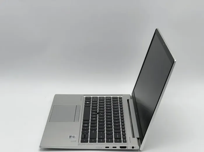 Ультрабук HP EliteBook 840 G7 / 14" (1920x1080) IPS / Intel Core i5-10310U (4 (8) ядра по 1.7 - 4.4 GHz) / 8 GB DDR4 / 240 GB SSD / Intel UHD Graphics / WebCam б/в - зображення 4