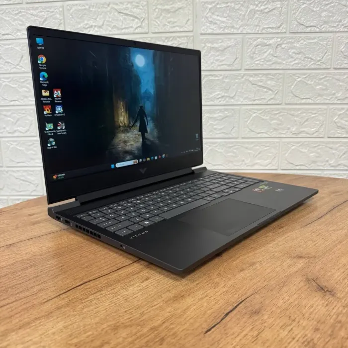 Ігровий ноутбук HP Victus 16-s1023dx / 16.1" (1920x1080) IPS / AMD Ryzen 7 8845HS (8 (16) ядер по 3.8 - 5.1 GHz) / 16 GB DDR5 / 512 GB SSD NVMe / nVidia GeForce RTX 4070, 8 GB GDDR6, 128-bit / WebCam б/в - зображення 4