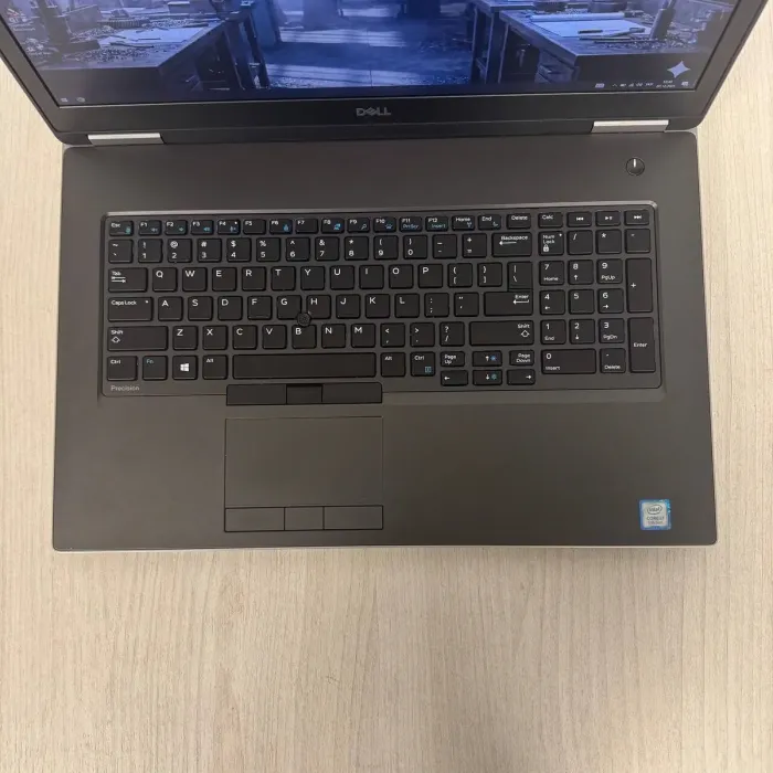 Мобільна робоча станція Б-класу Dell Precision 7740 / 17,3" (1920x1080) IPS / Intel Core i7-9750H (6 (12) ядер по 2,6 - 4,5 ГГц) / 32 ГБ DDR4 / 256 ГБ SSD / nVidia Quadro RTX 3000, 6 ГБ GDDR6, 192-біт / WebCam б/в - зображення 3