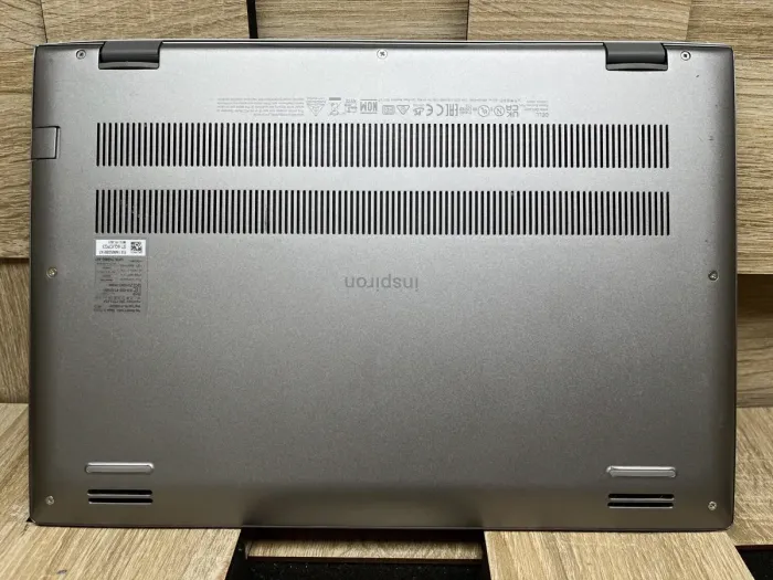 Ультрабук Б-клас Dell Inspiron 13 5310 / 13.3" (1920x1200) IPS / Intel Core i5-11320H (4 (8) ядра по 3.2 - 4.5 GHz) / 16 GB DDR4 / 512 GB SSD M.2 / Intel Iris Xe Graphics / WebCam б/в - зображення 9