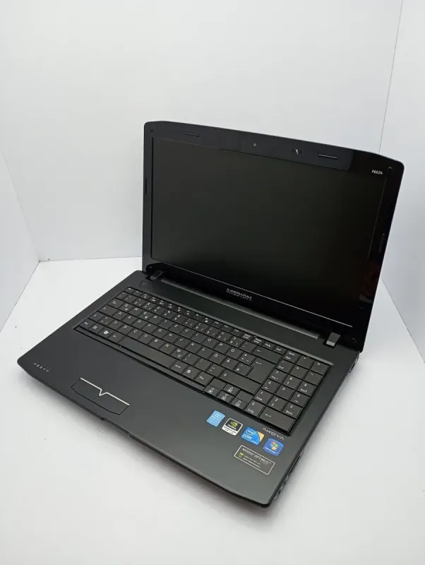 Ноутбук Acer Medion / 15.6" (1366x768) TN / Intel Core i3-370M (2 (4) ядра по 2.4 GHz) / 6 GB DDR3 / 320 GB HDD / Intel HD Graphics / WebCam б/в - зображення 5